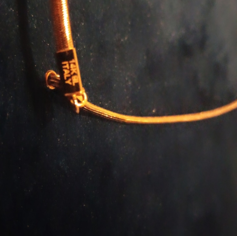 14k omga necklace 😍 - Picture 5 of 7